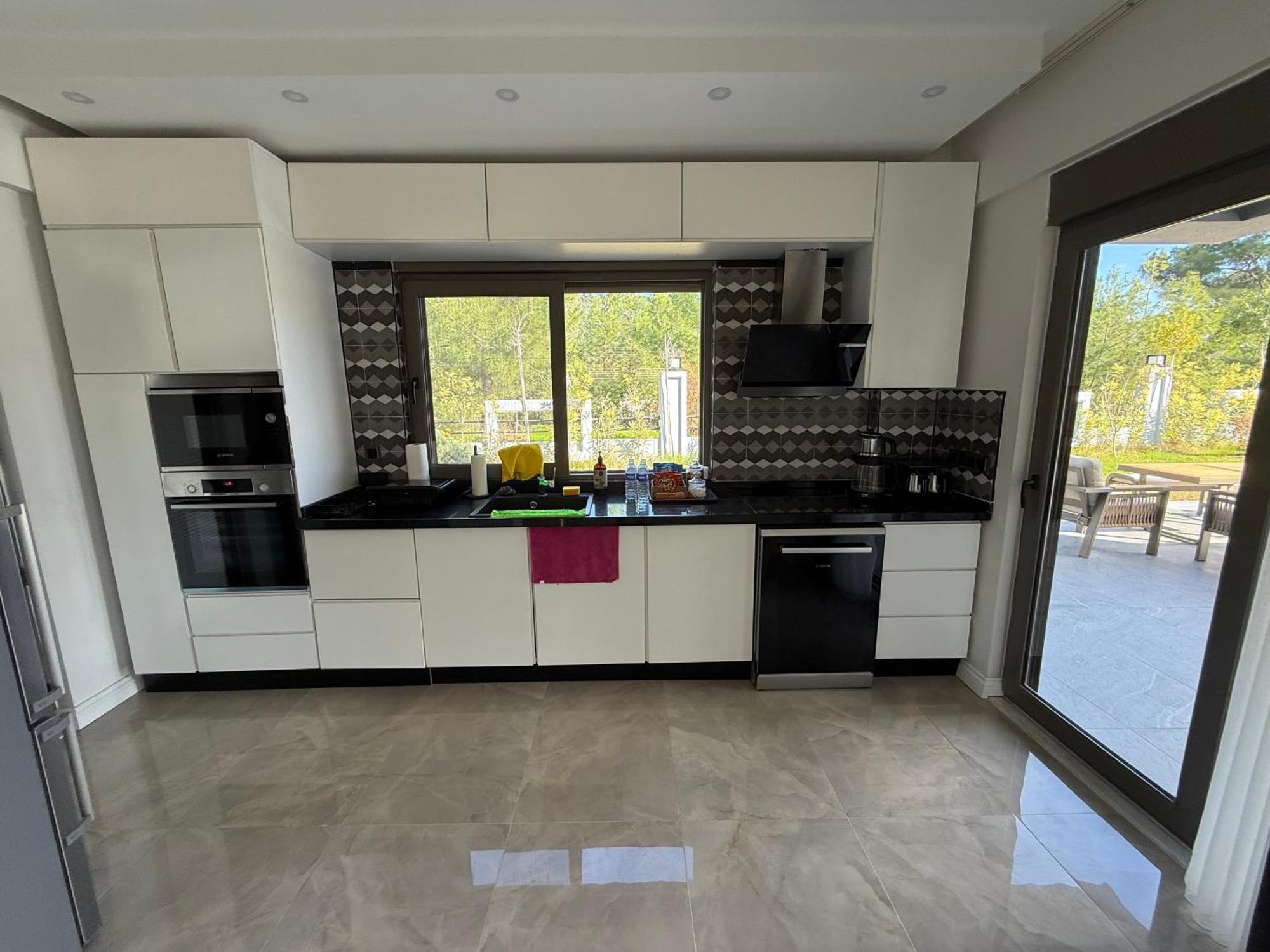 Villa Canyon Goeynuek Kemer With Pool