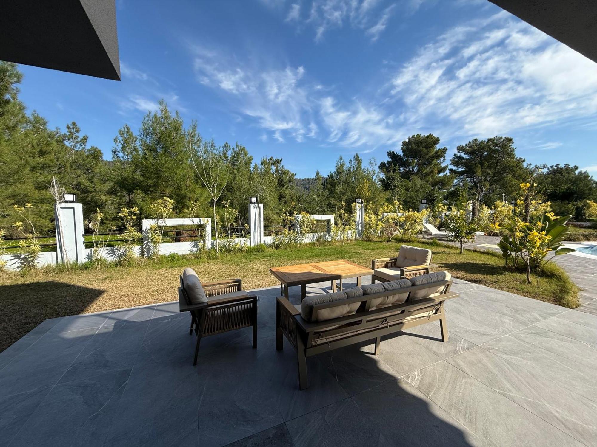 Villa Canyon Goeynuek Kemer With Pool *