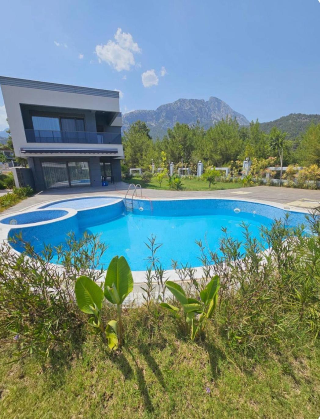 Villa Canyon Goeynuek Kemer With Pool Antalya