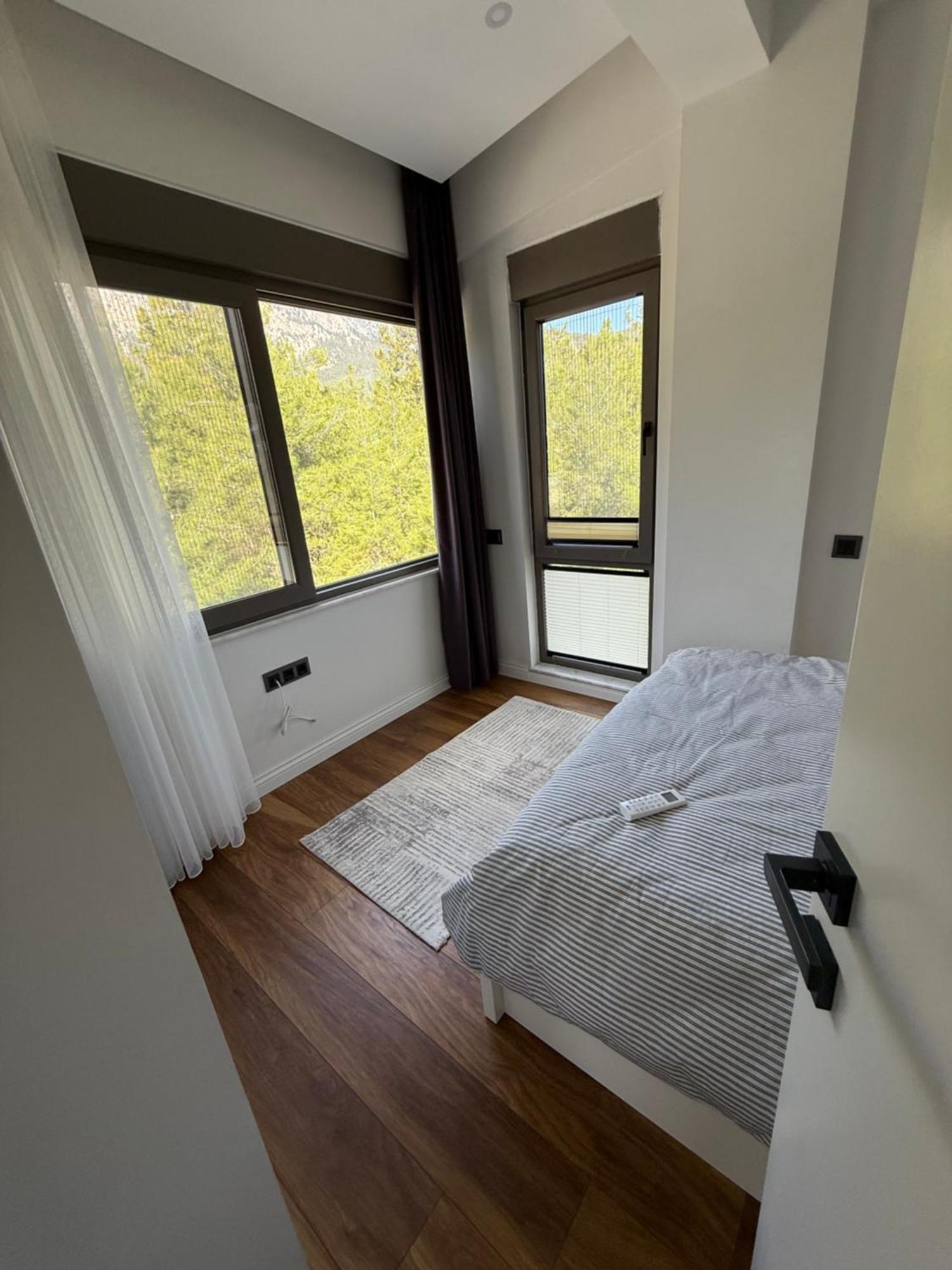 Villa Canyon Goeynuek Kemer With Pool